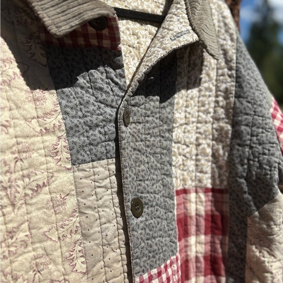 Quilted Women's Patchwork Utility Jacket - Picture 3 of 12